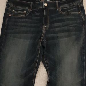 Women's American Eagle Jean's super stretch